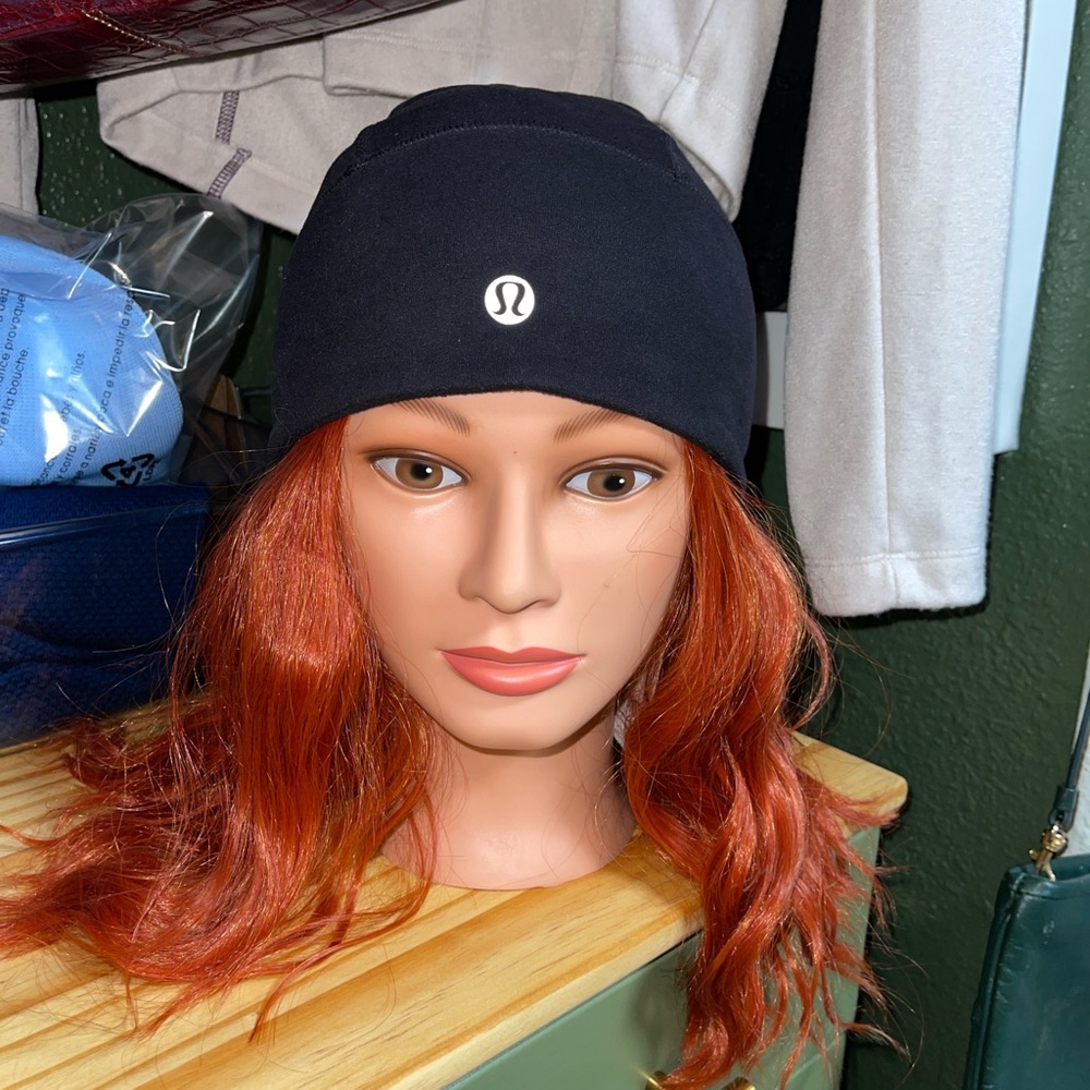 Lululemon ponytail running cap